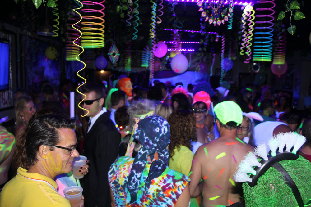 Love 2 Glow 2017 photo - Duval Street, Key West